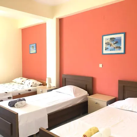 Veizi's Studio Appartamento Himare