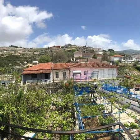 Veizi's Studio * Himare