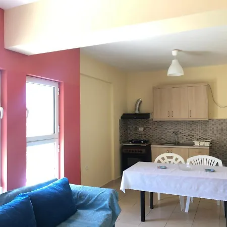 Veizi's Studio Appartamento