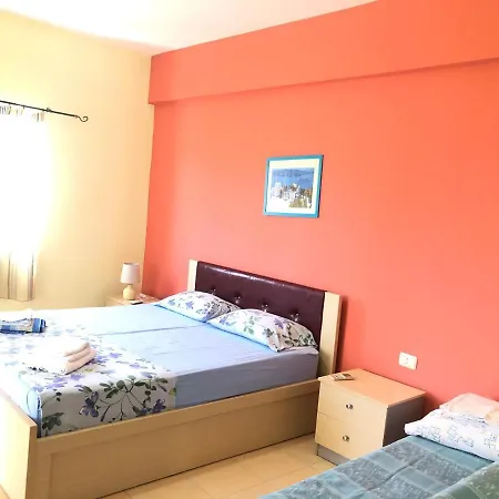 Veizi's Studio Appartamento