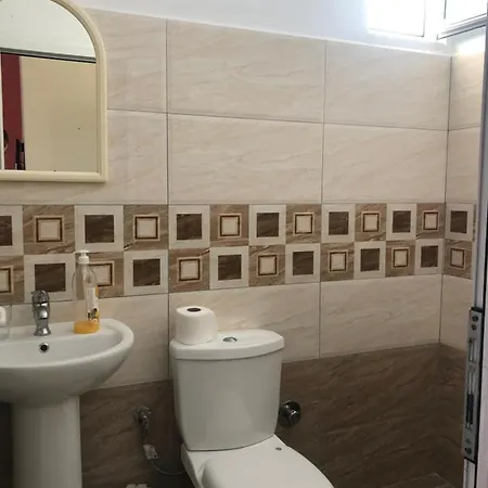 Veizi's Studio Appartamento