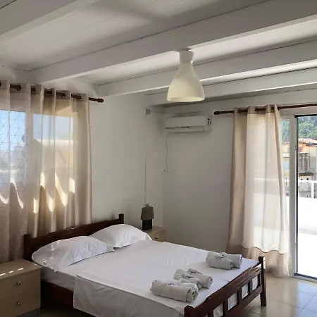 Veizi's Studio Himare