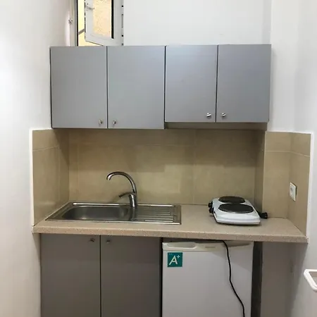 Veizi's Studio