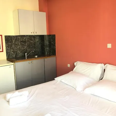 Veizi's Studio Himare